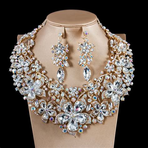 WOMEN'S FASHION JEWELRY 